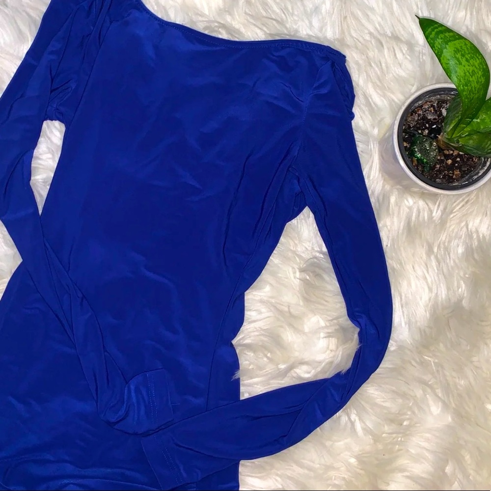 Beautiful long fitted Windsor dress